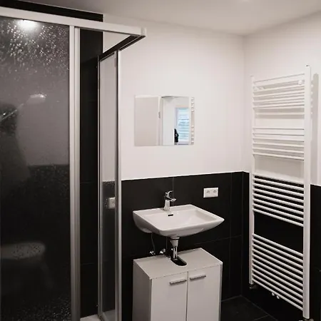 Monteurswohnungen In Den Breitwiesen ヴィースロッホ